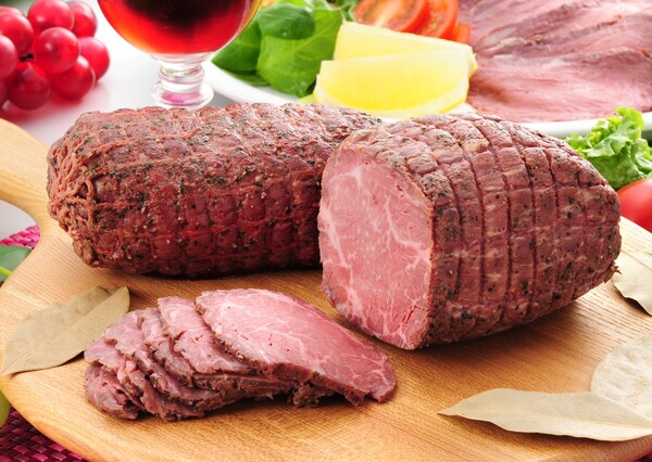 あか牛ローストビーフ　保冷袋入