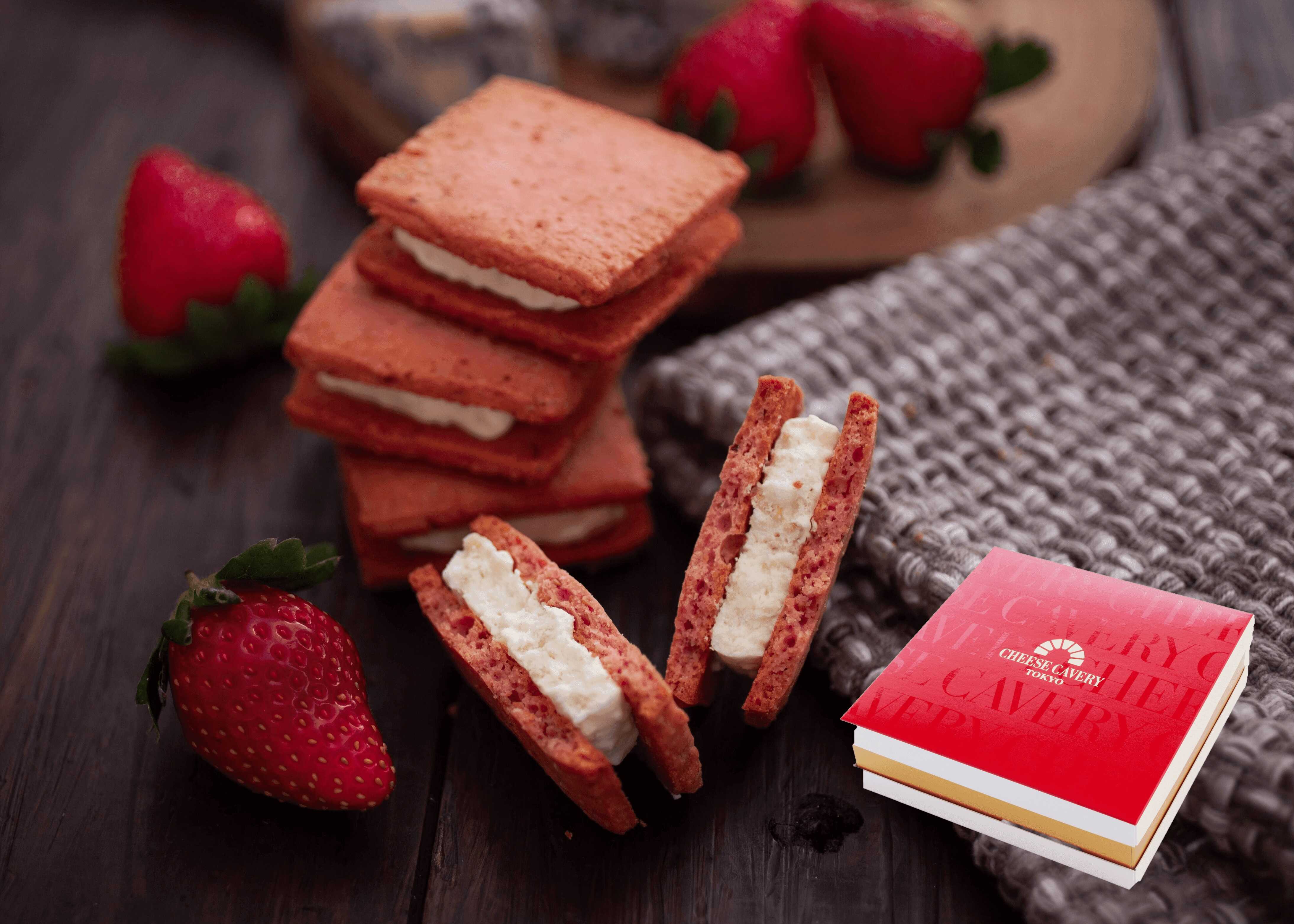 熟成チーズあまおうサンド8個入