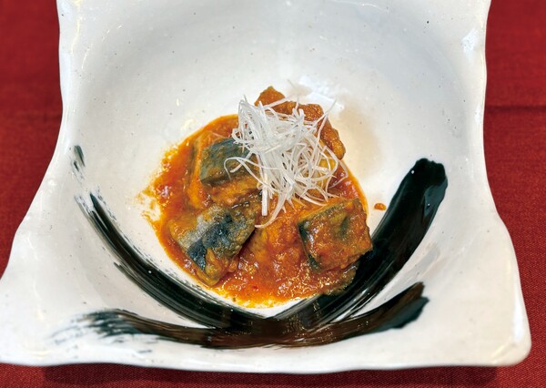 真さばトマト煮　保冷袋入