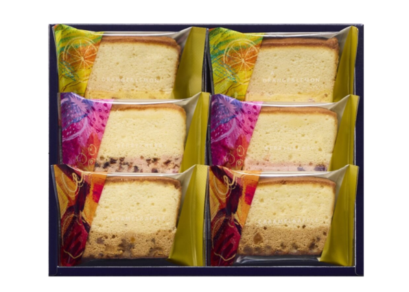 果実と楽しむしっとり濃厚チーズケーキ 。